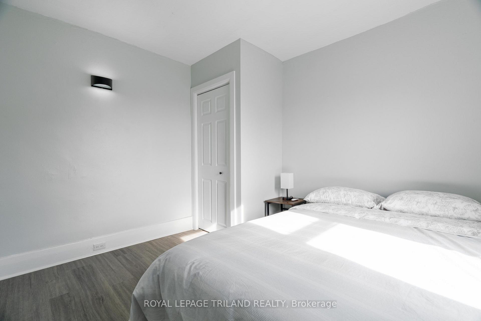 Photo 14 of Unit 9, 425 Mckenzie Avenue, London, South F — HOMEH