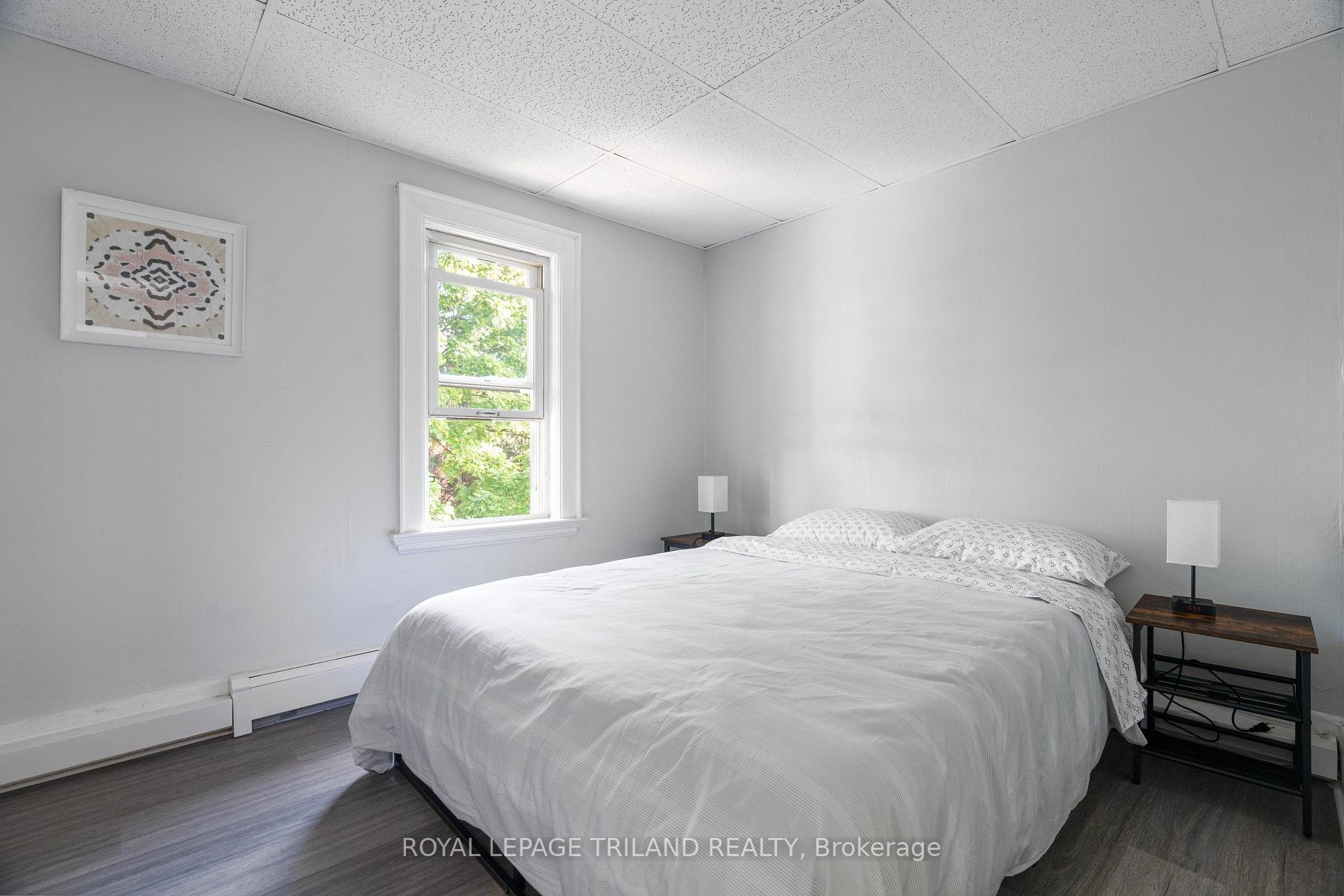 Photo 18 of Unit 9, 425 Mckenzie Avenue, London, South F — HOMEH