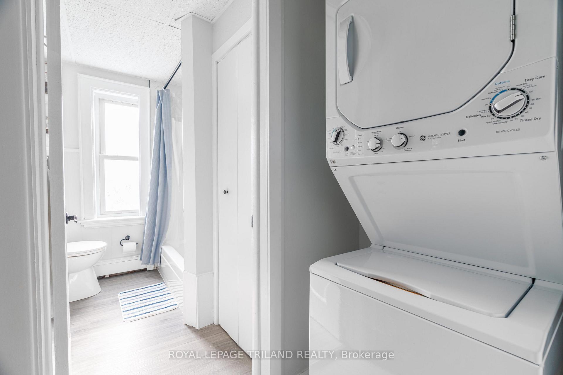 Photo 21 of Unit 9, 425 Mckenzie Avenue, London, South F — HOMEH