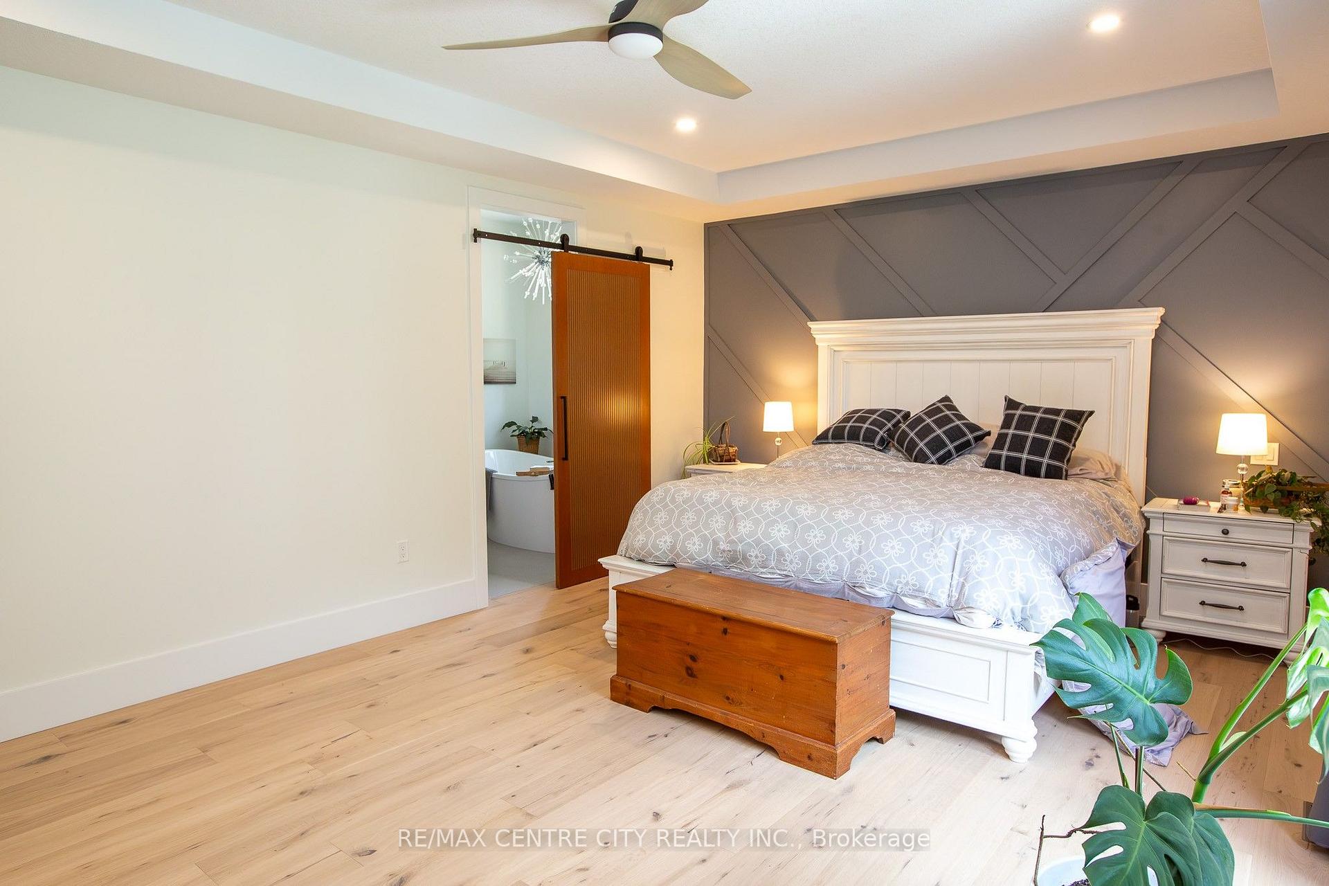 Photo 8 of 273 Foxborough Place, Thames Centre, Thorndale — HOMEH