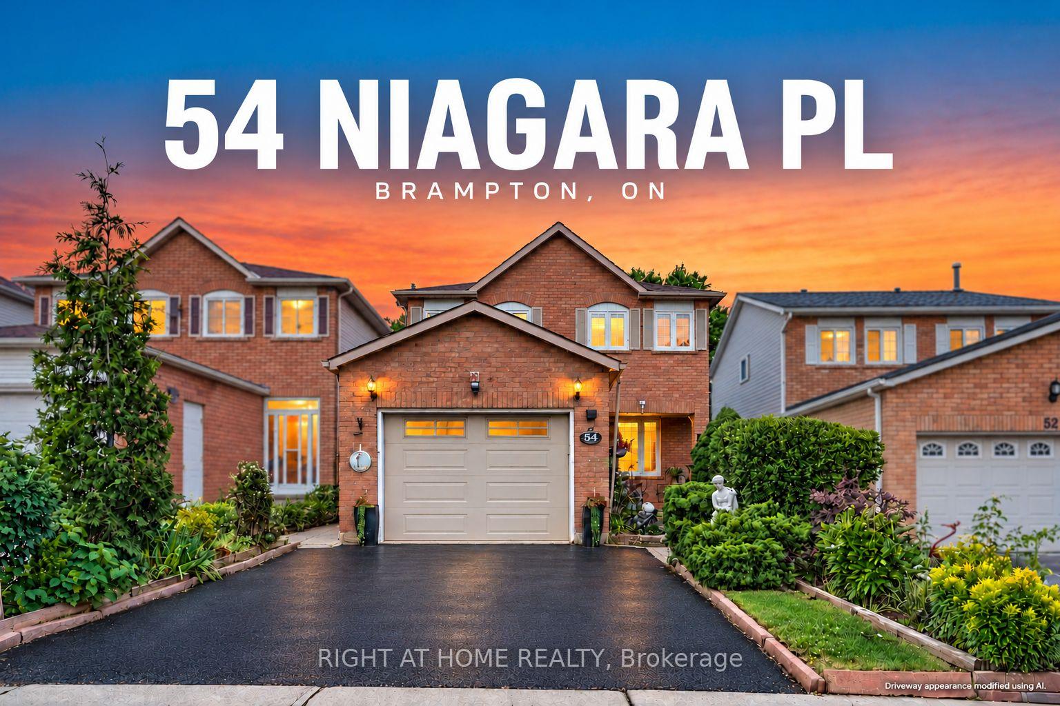 Photo 2 of 54 Niagara Place, Brampton, Westgate — HOMEH