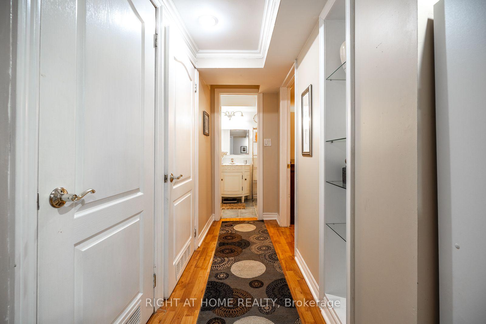 Photo 71 of 54 Niagara Place, Brampton, Westgate — HOMEH