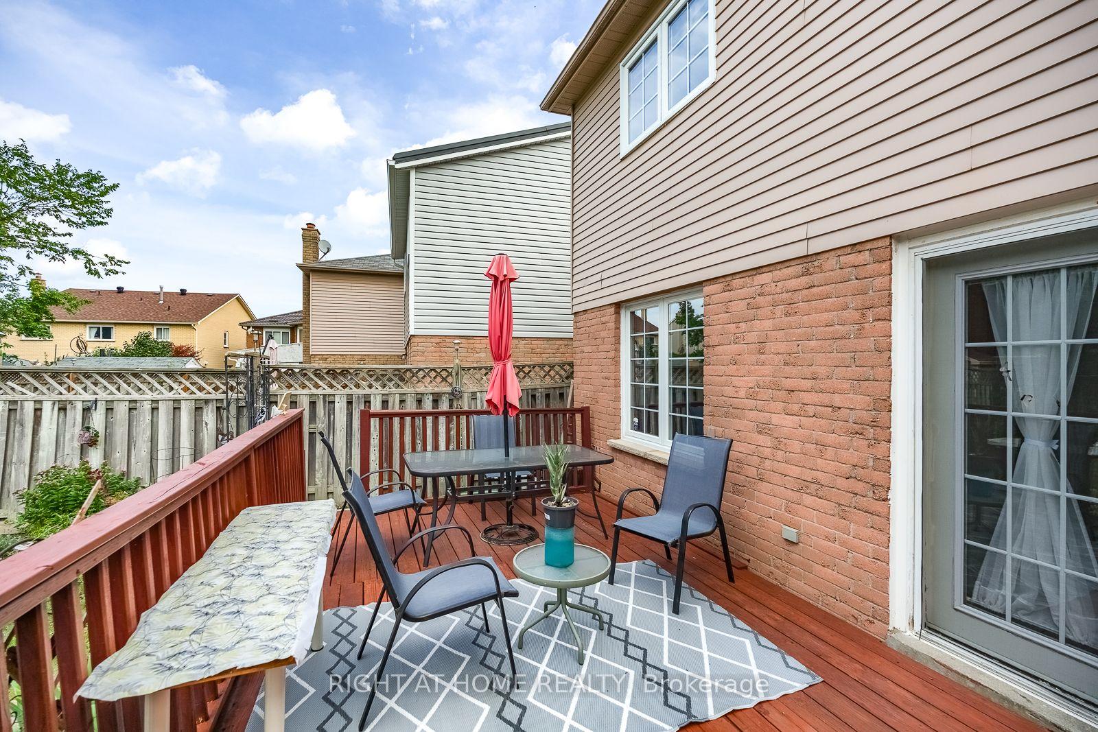 Photo 85 of 54 Niagara Place, Brampton, Westgate — HOMEH