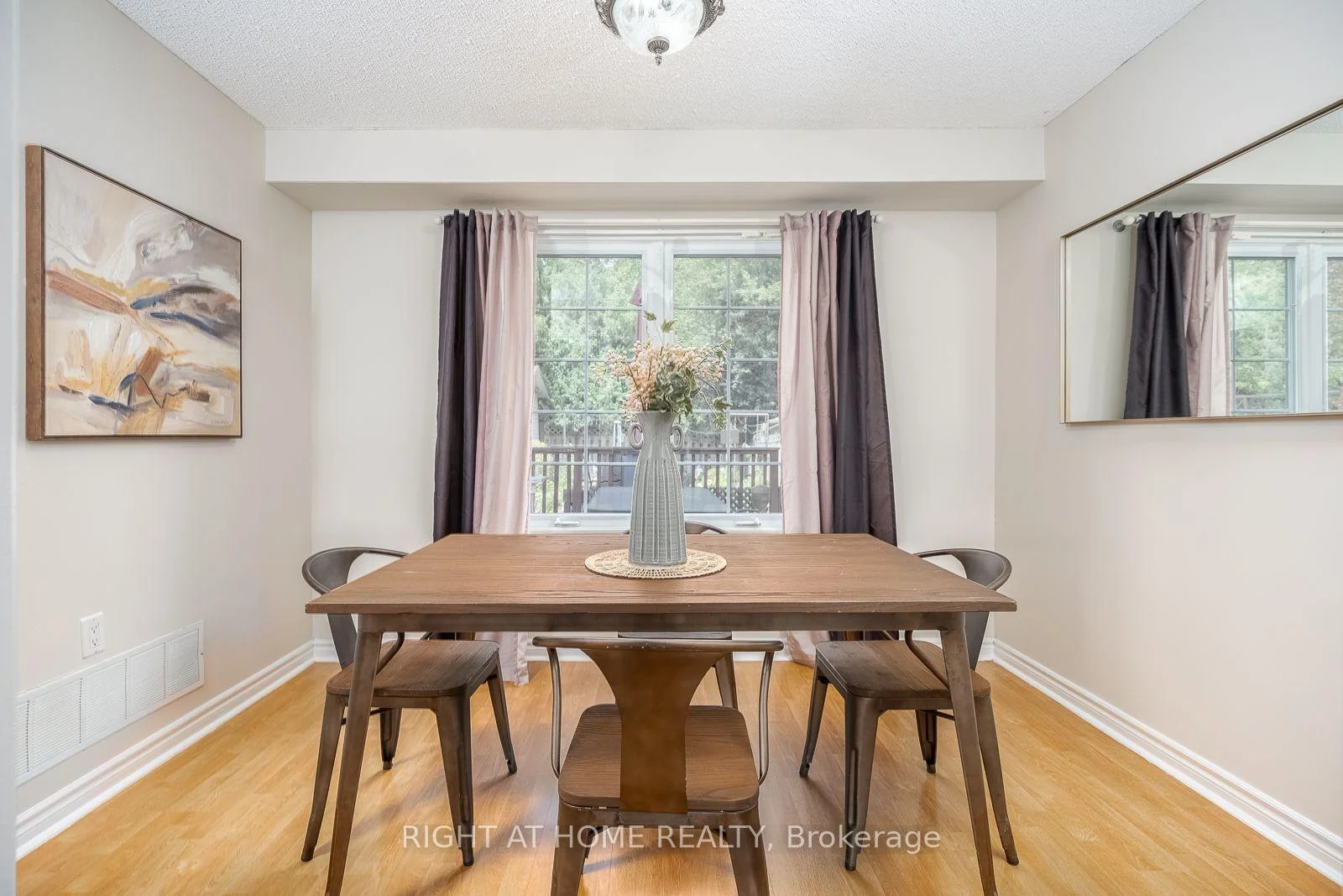 Photo 80 of 54 Niagara Place, Brampton, Westgate — HOMEH