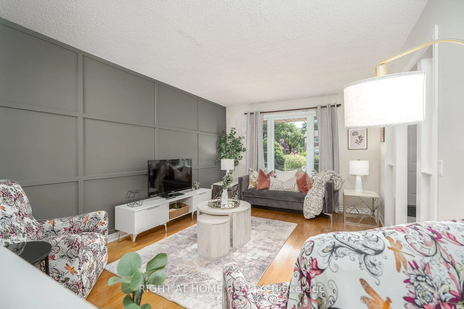 Photo 88 of 54 Niagara Place, Brampton, Westgate — HOMEH