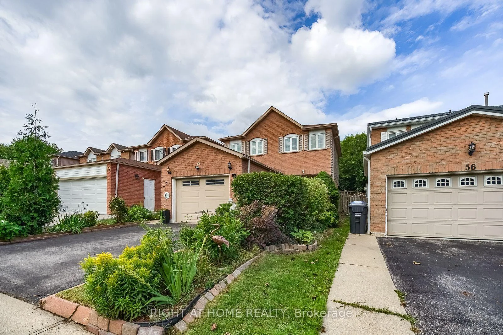 Photo 99 of 54 Niagara Place, Brampton, Westgate — HOMEH