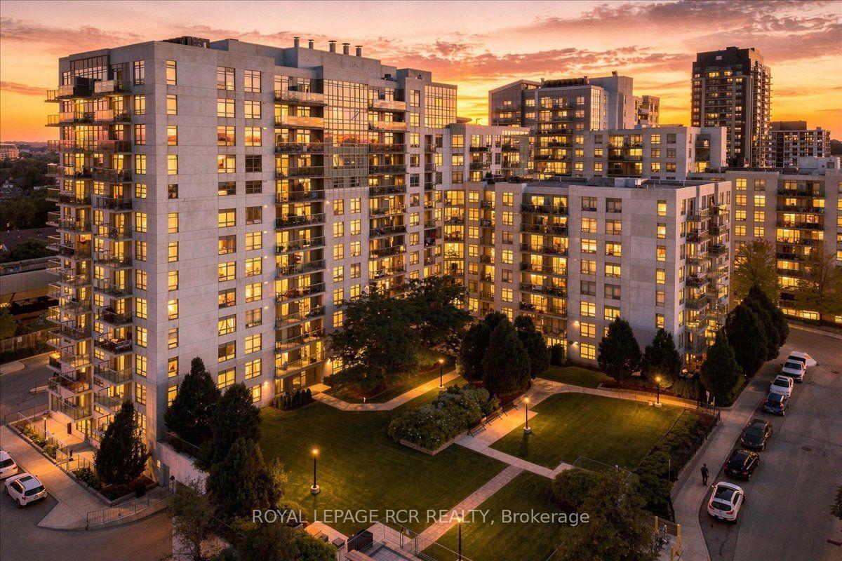Photo 34 of Unit 908, 812 Lansdowne Avenue, Toronto, Dovercourt-Wallace Emerson-Junction — HOMEH