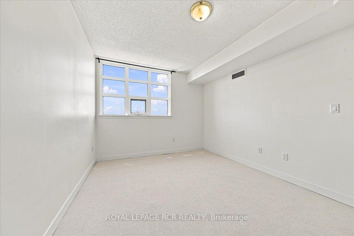 Photo 13 of Unit 908, 812 Lansdowne Avenue, Toronto, Dovercourt-Wallace Emerson-Junction — HOMEH