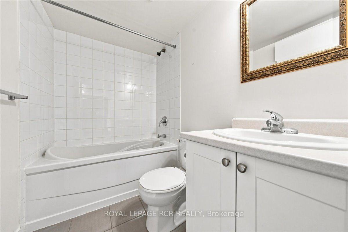 Photo 15 of Unit 908, 812 Lansdowne Avenue, Toronto, Dovercourt-Wallace Emerson-Junction — HOMEH