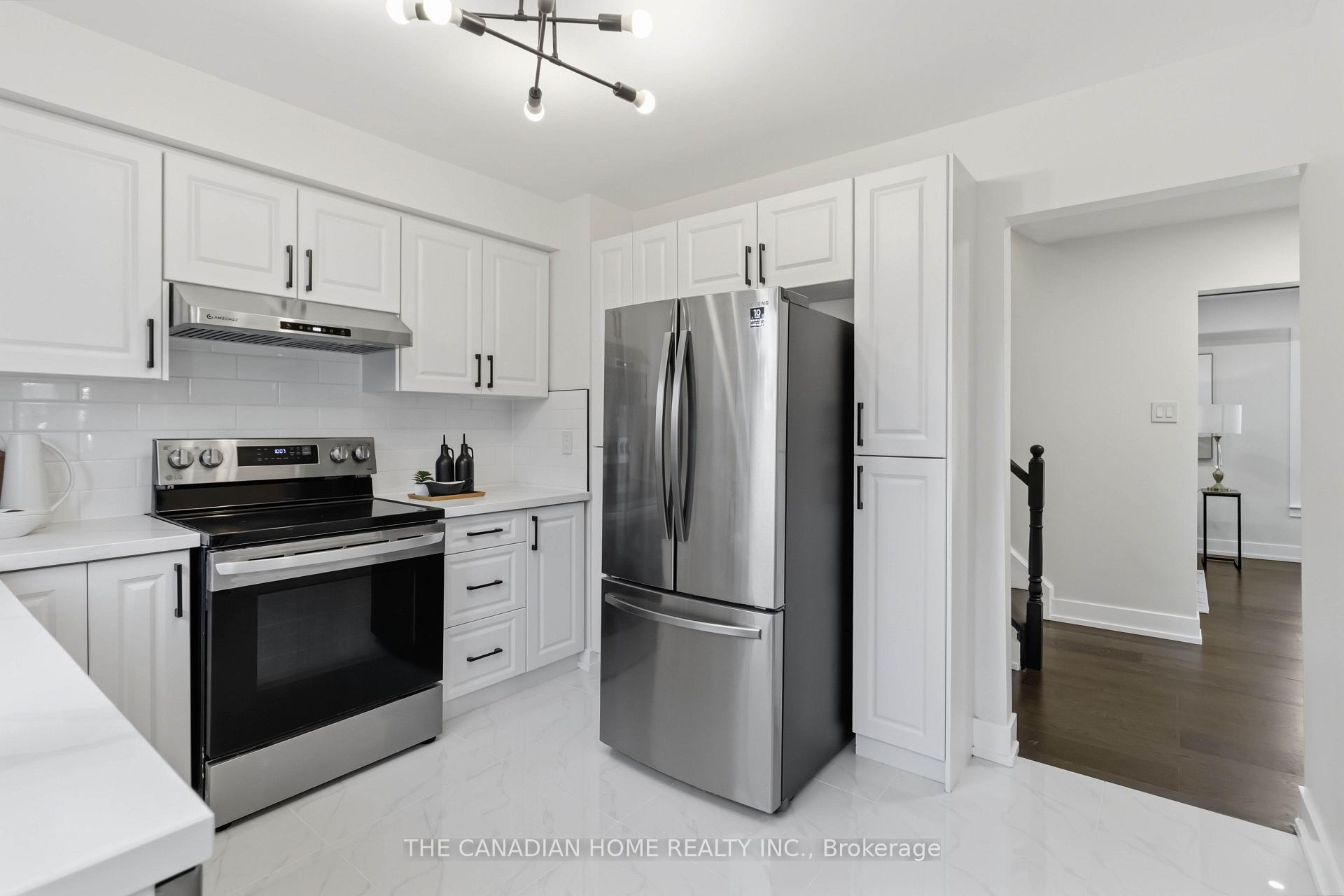 Photo 8 of 80 Flamingo Crescent, Brampton, Southgate — HOMEH