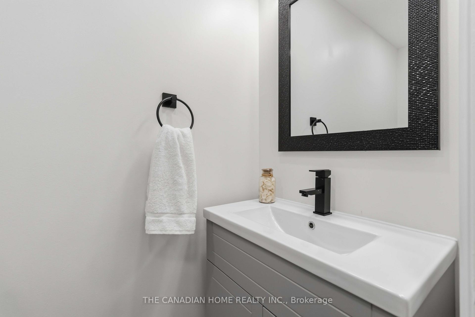 Photo 14 of 80 Flamingo Crescent, Brampton, Southgate — HOMEH