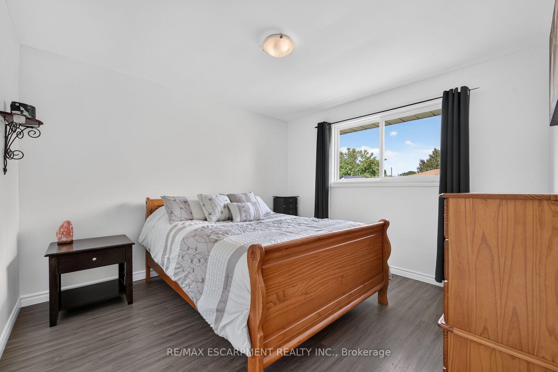 Photo 21 of 93 Nugent Drive, Hamilton, Kentley — HOMEH