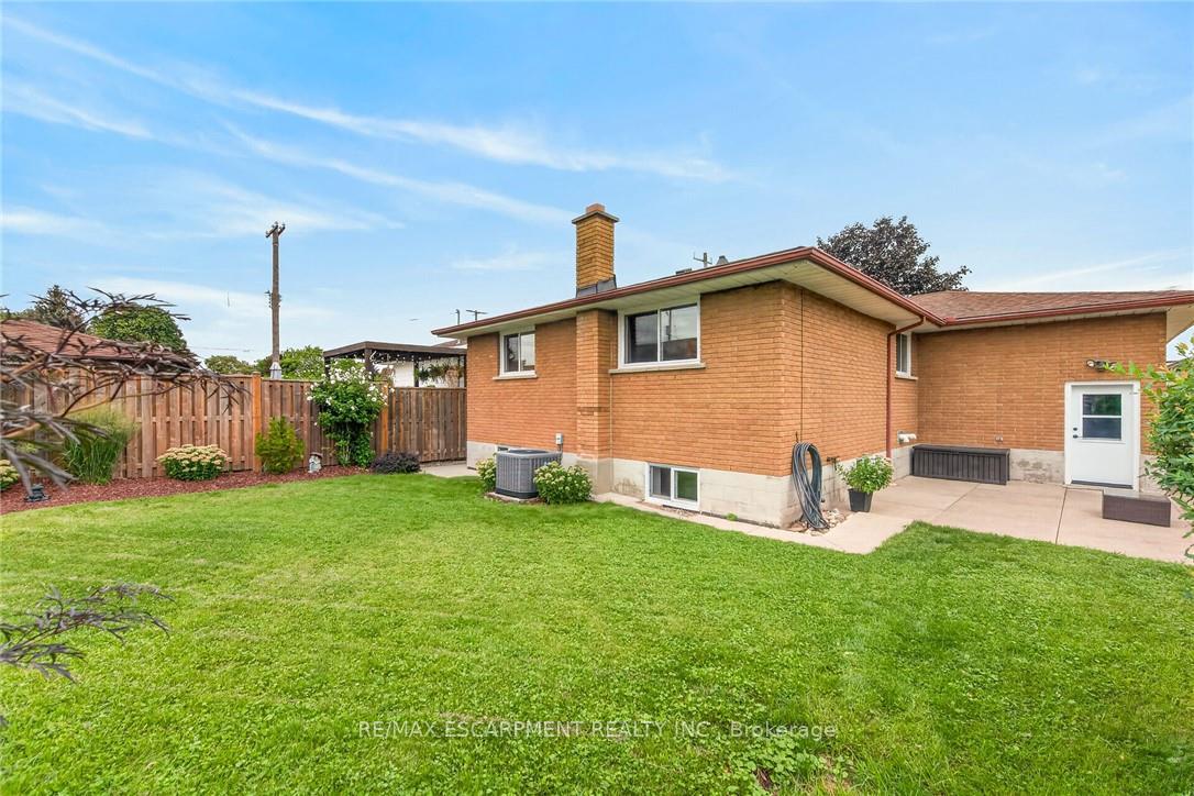 Photo 54 of 93 Nugent Drive, Hamilton, Kentley — HOMEH