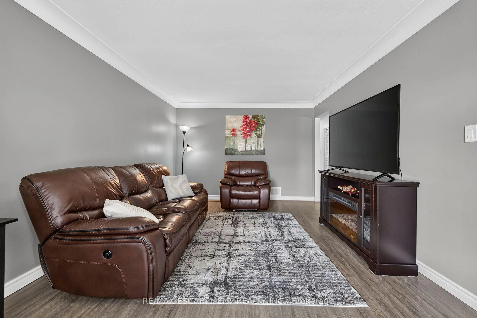 Photo 17 of 93 Nugent Drive, Hamilton, Kentley — HOMEH