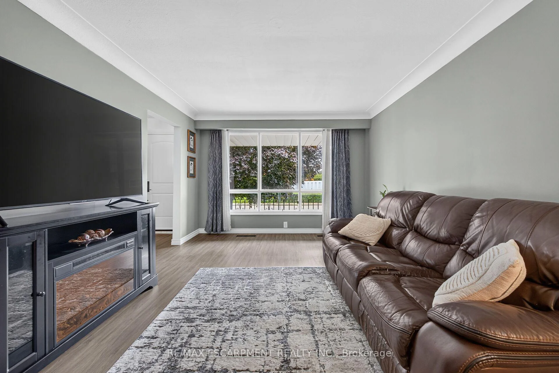 Photo 23 of 93 Nugent Drive, Hamilton, Kentley — HOMEH