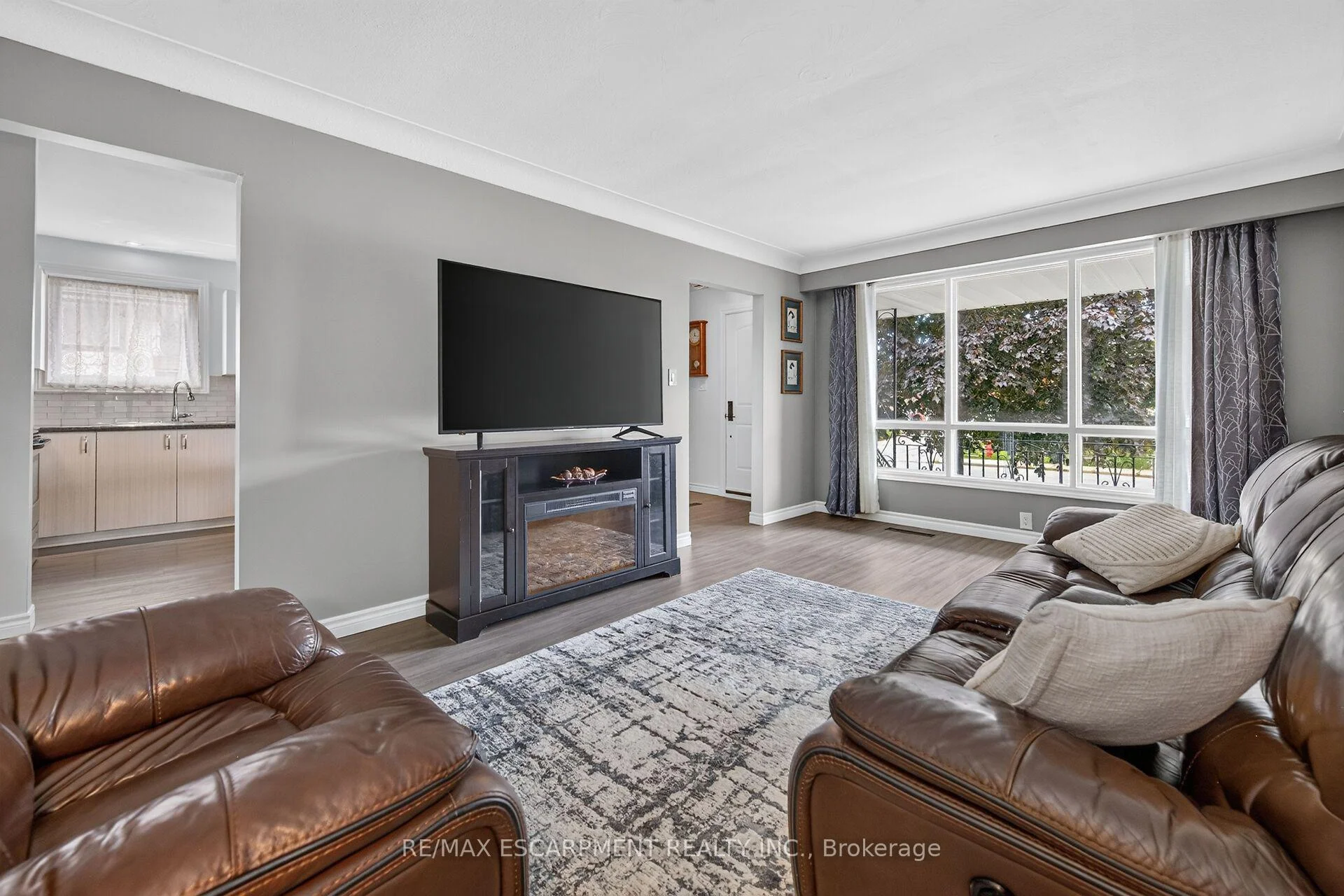 Photo 25 of 93 Nugent Drive, Hamilton, Kentley — HOMEH