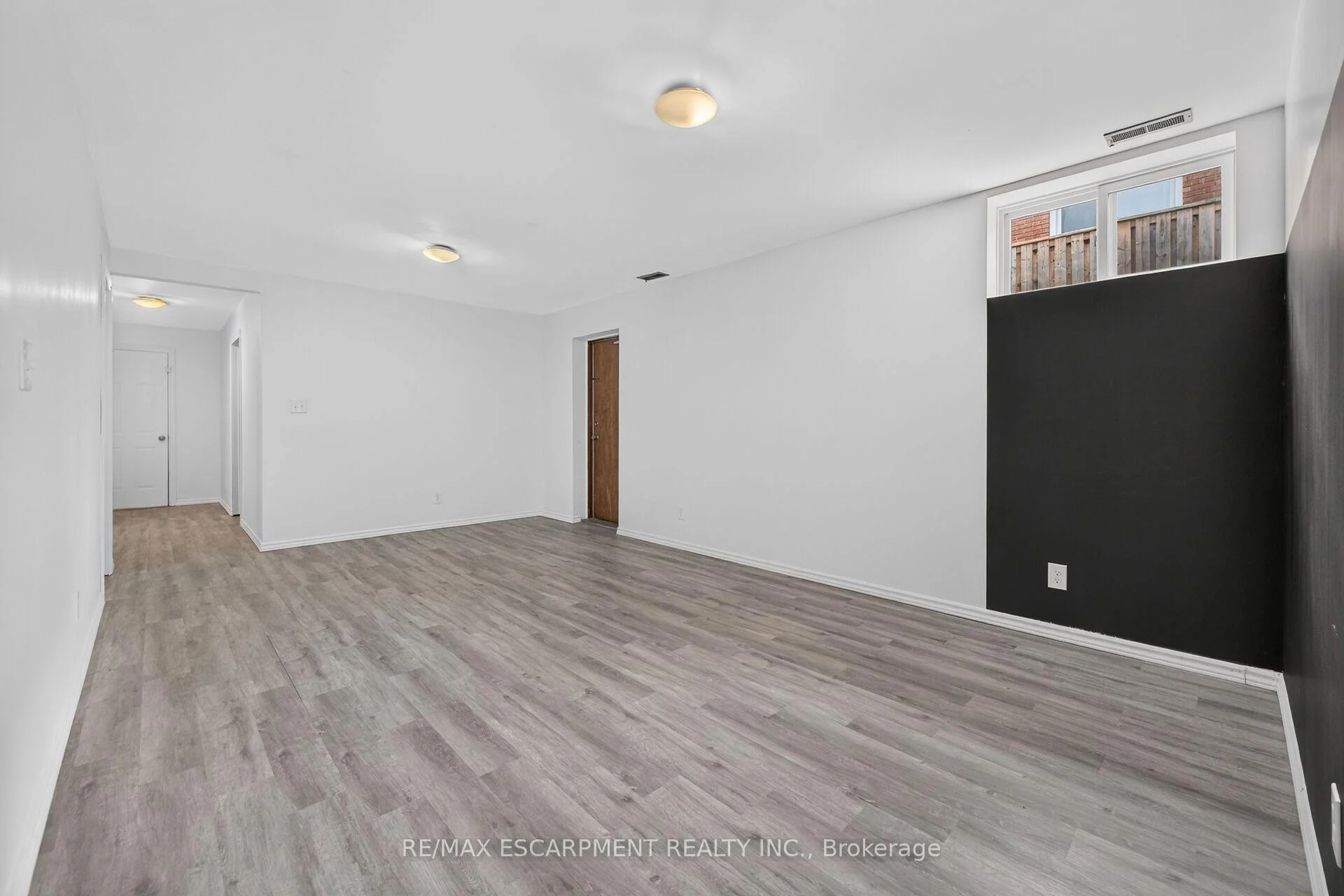 Photo 46 of 93 Nugent Drive, Hamilton, Kentley — HOMEH