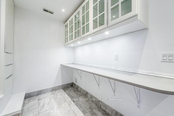 Photo 17 of Unit SECOND FL., 11 Highbourne Road, Toronto, Forest Hill South — HOMEH