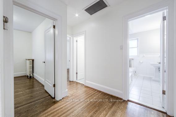 Photo 23 of Unit SECOND FL., 11 Highbourne Road, Toronto, Forest Hill South — HOMEH