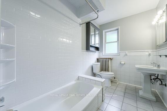 Photo 26 of Unit SECOND FL., 11 Highbourne Road, Toronto, Forest Hill South — HOMEH