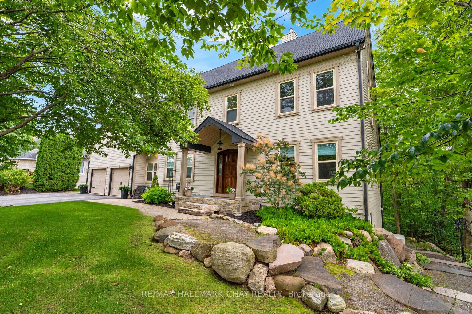 Photo of 9 Bridle Path