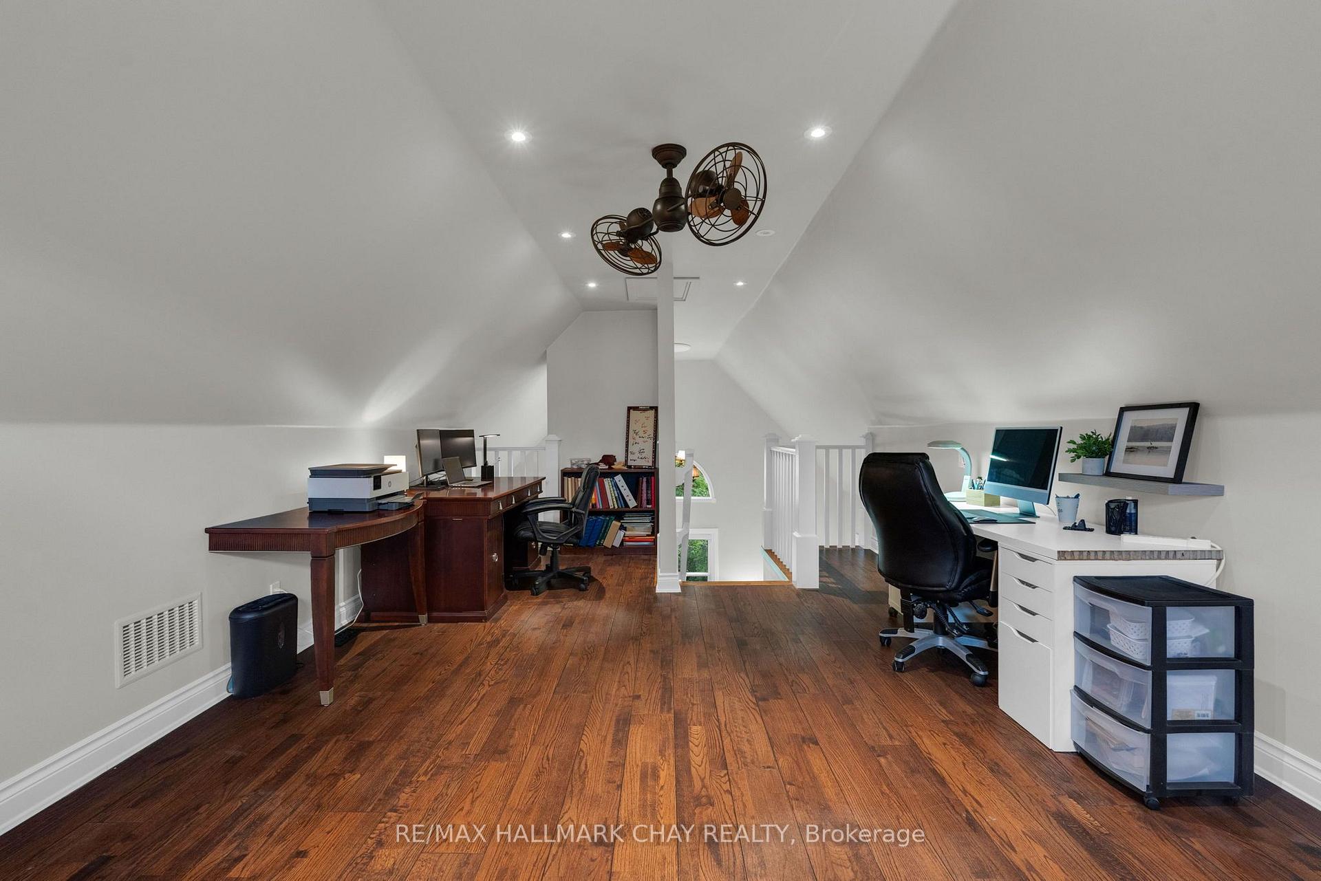 Photo 39 of 9 Bridle Path, Oro-Medonte, Horseshoe Valley — HOMEH