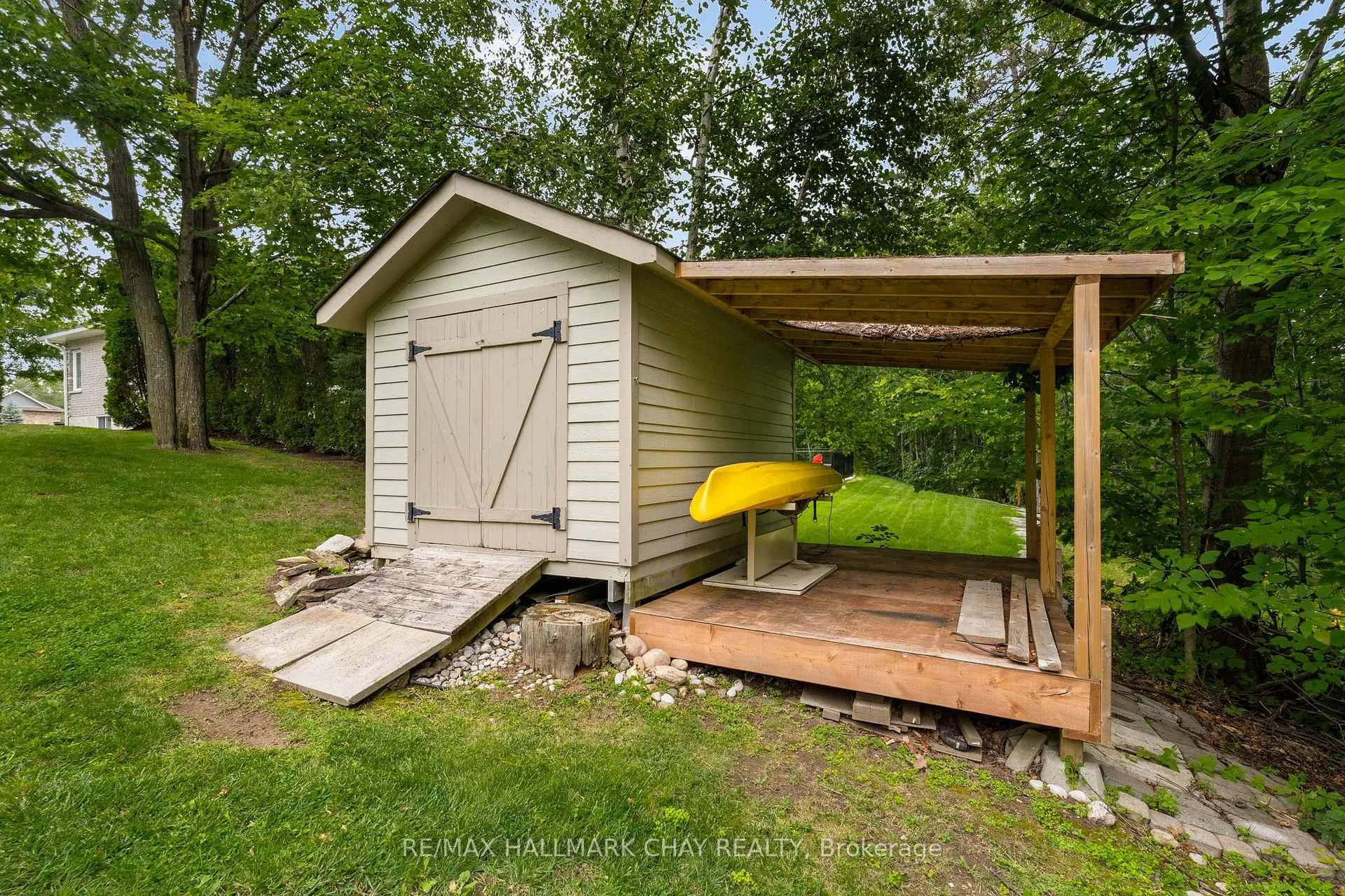 Photo 77 of 9 Bridle Path, Oro-Medonte, Horseshoe Valley — HOMEH