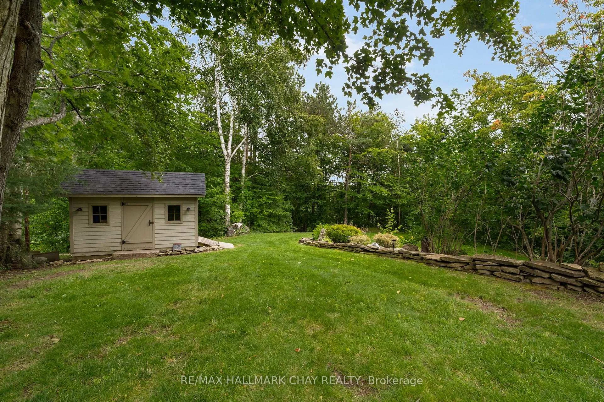 Photo 78 of 9 Bridle Path, Oro-Medonte, Horseshoe Valley — HOMEH