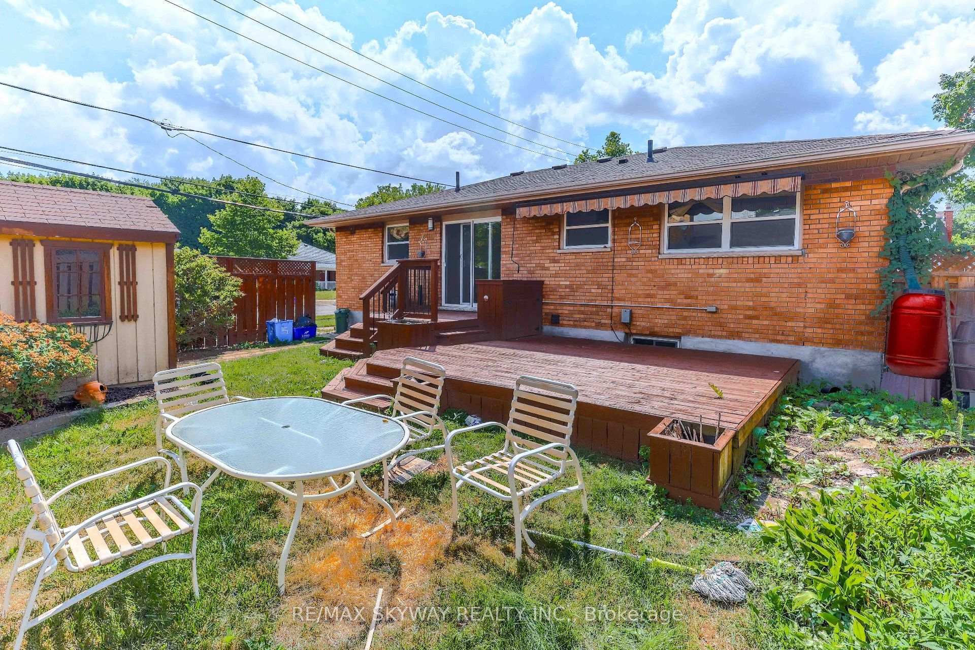 Photo 8 of 724 Brant Street, London, East C — HOMEH
