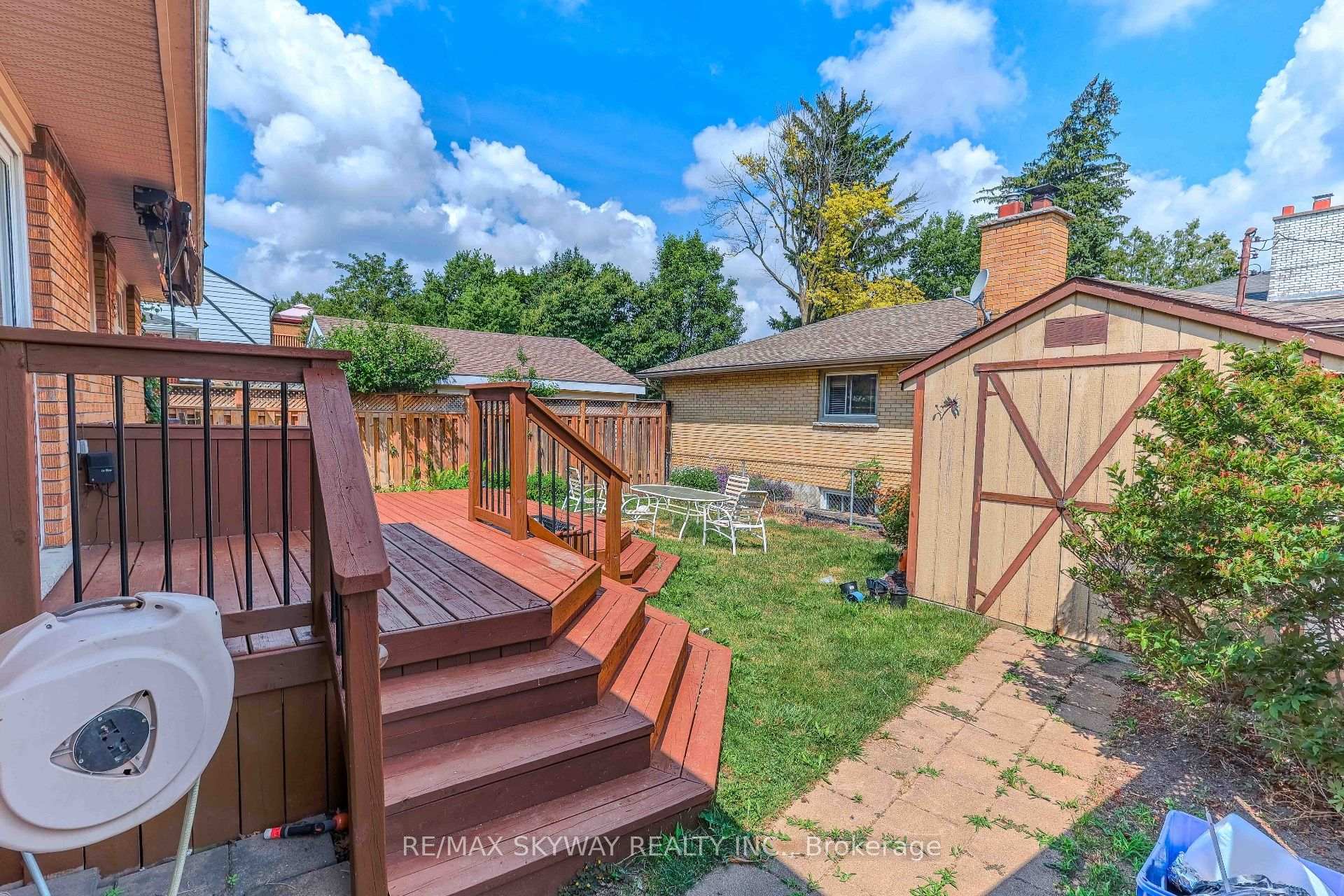 Photo 9 of 724 Brant Street, London, East C — HOMEH