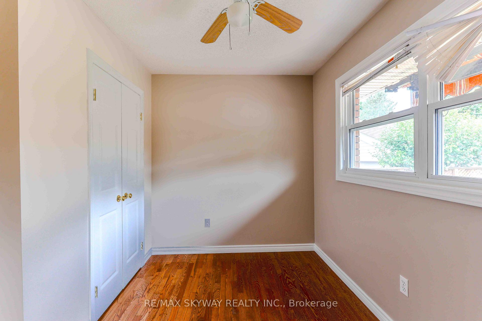 Photo 25 of 724 Brant Street, London, East C — HOMEH