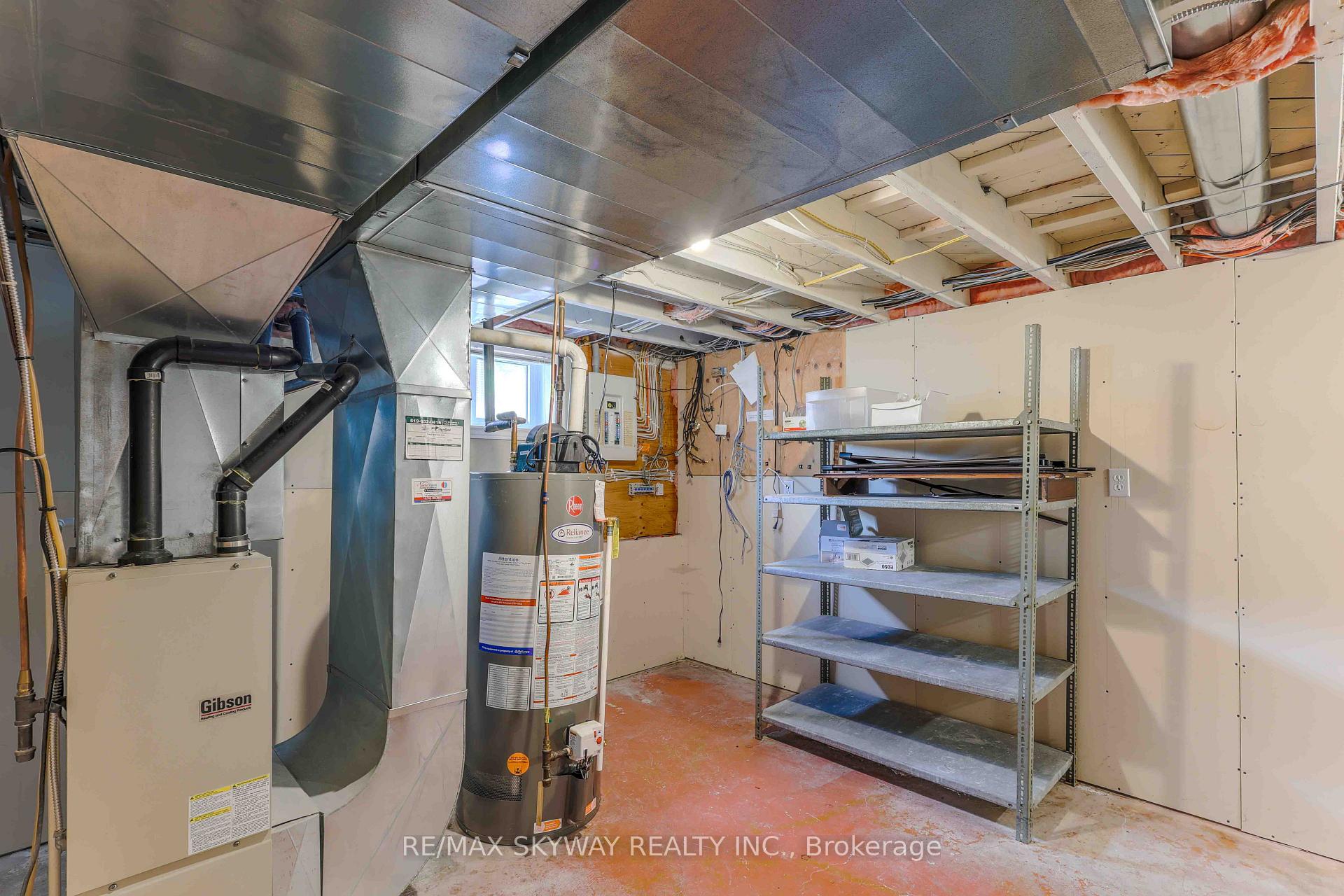 Photo 33 of 724 Brant Street, London, East C — HOMEH