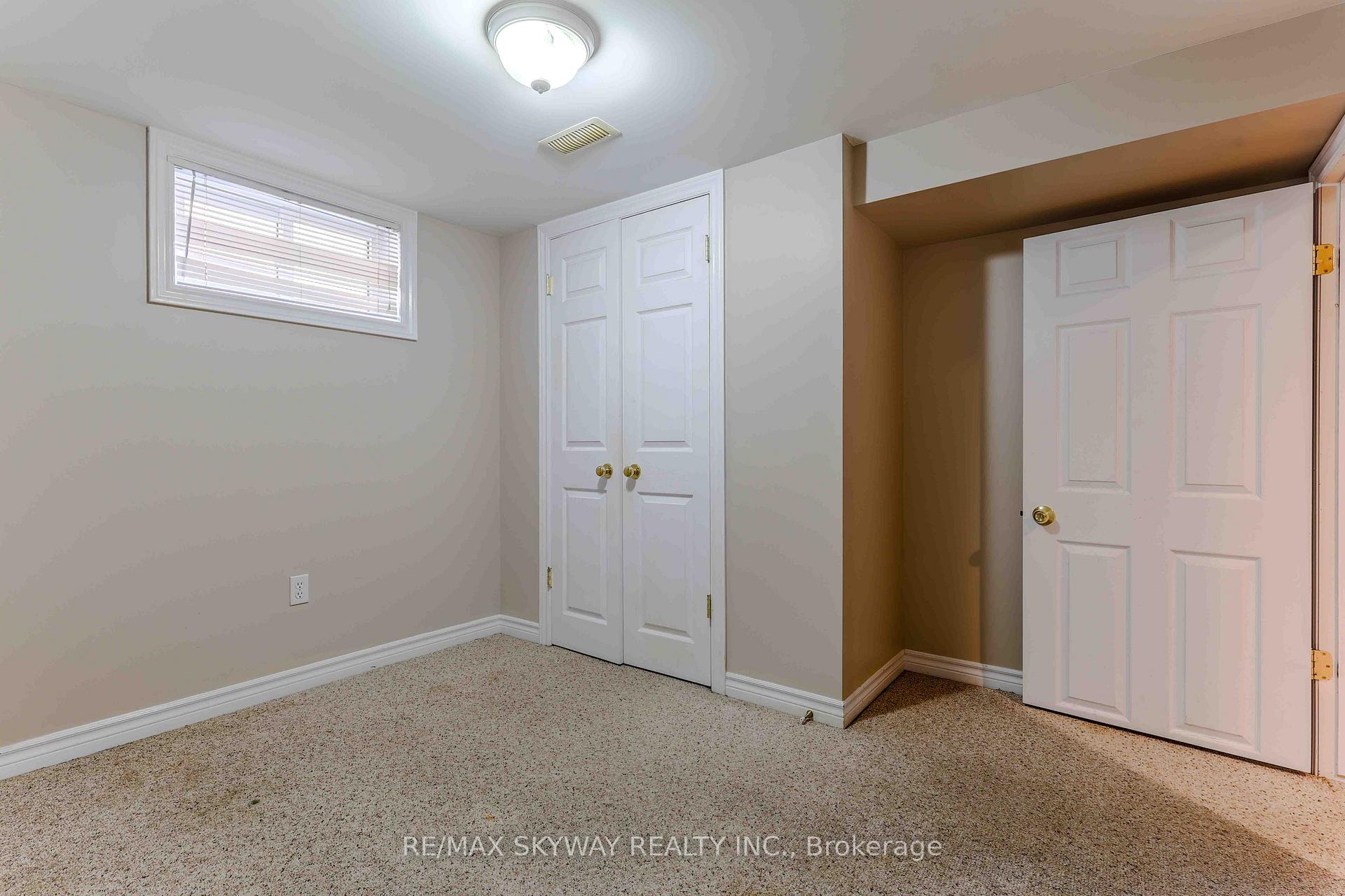 Photo 38 of 724 Brant Street, London, East C — HOMEH