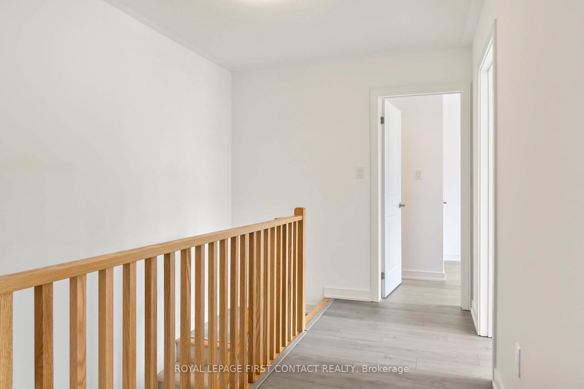 Photo 36 of 66 Appletree Lane, Barrie, Innis-Shore — HOMEH