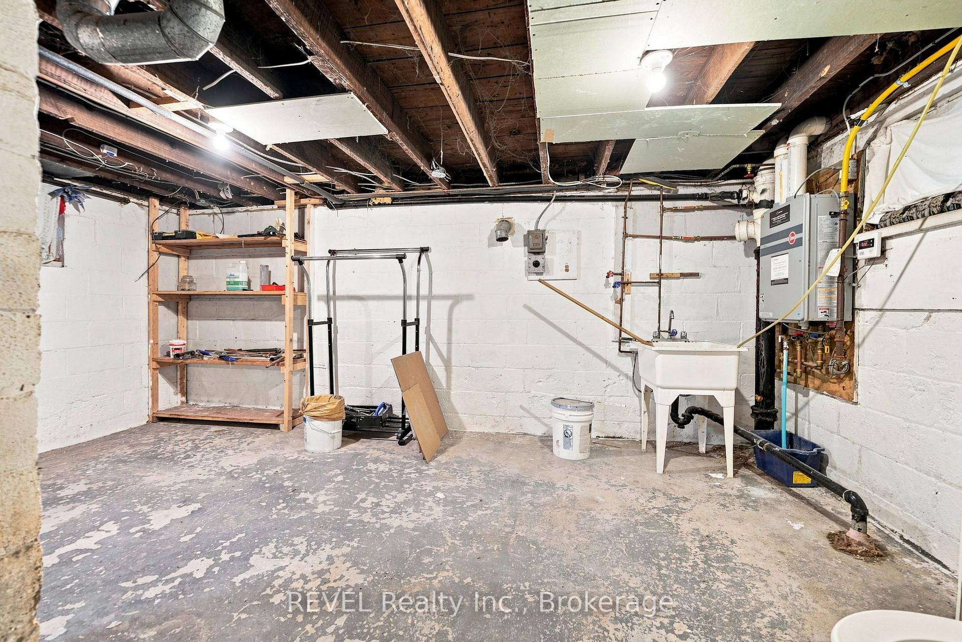 Photo 20 of 4960 Willmott Street, Niagara Falls, Cherrywood — HOMEH