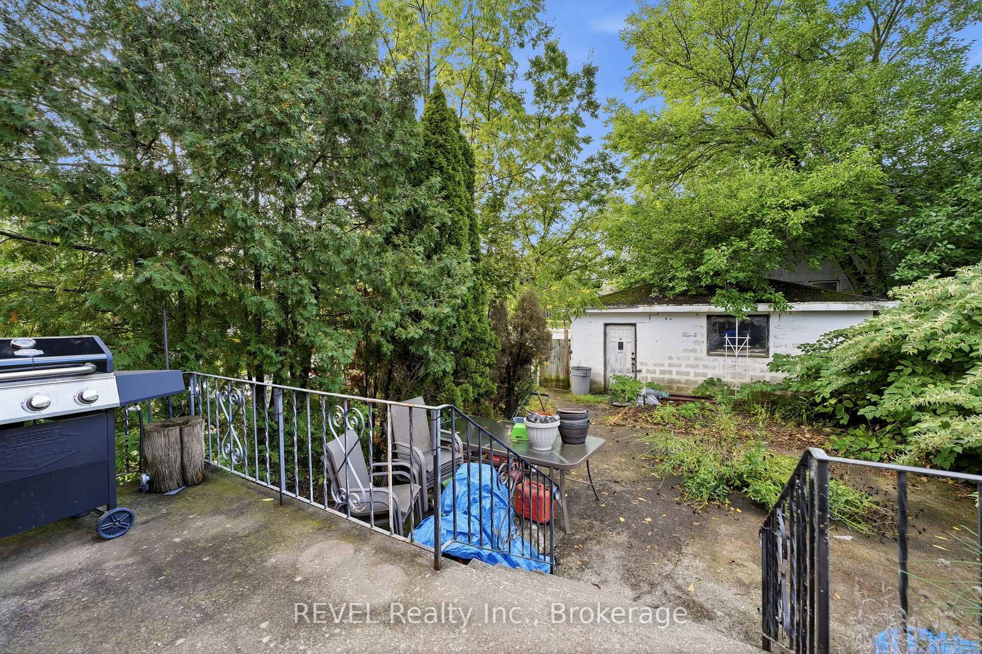 Photo 22 of 4960 Willmott Street, Niagara Falls, Cherrywood — HOMEH