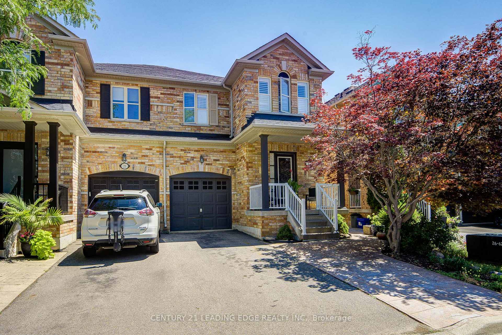 Photo 1 of 21 Treasure Hill Road, Vaughan, Maple — HOMEH