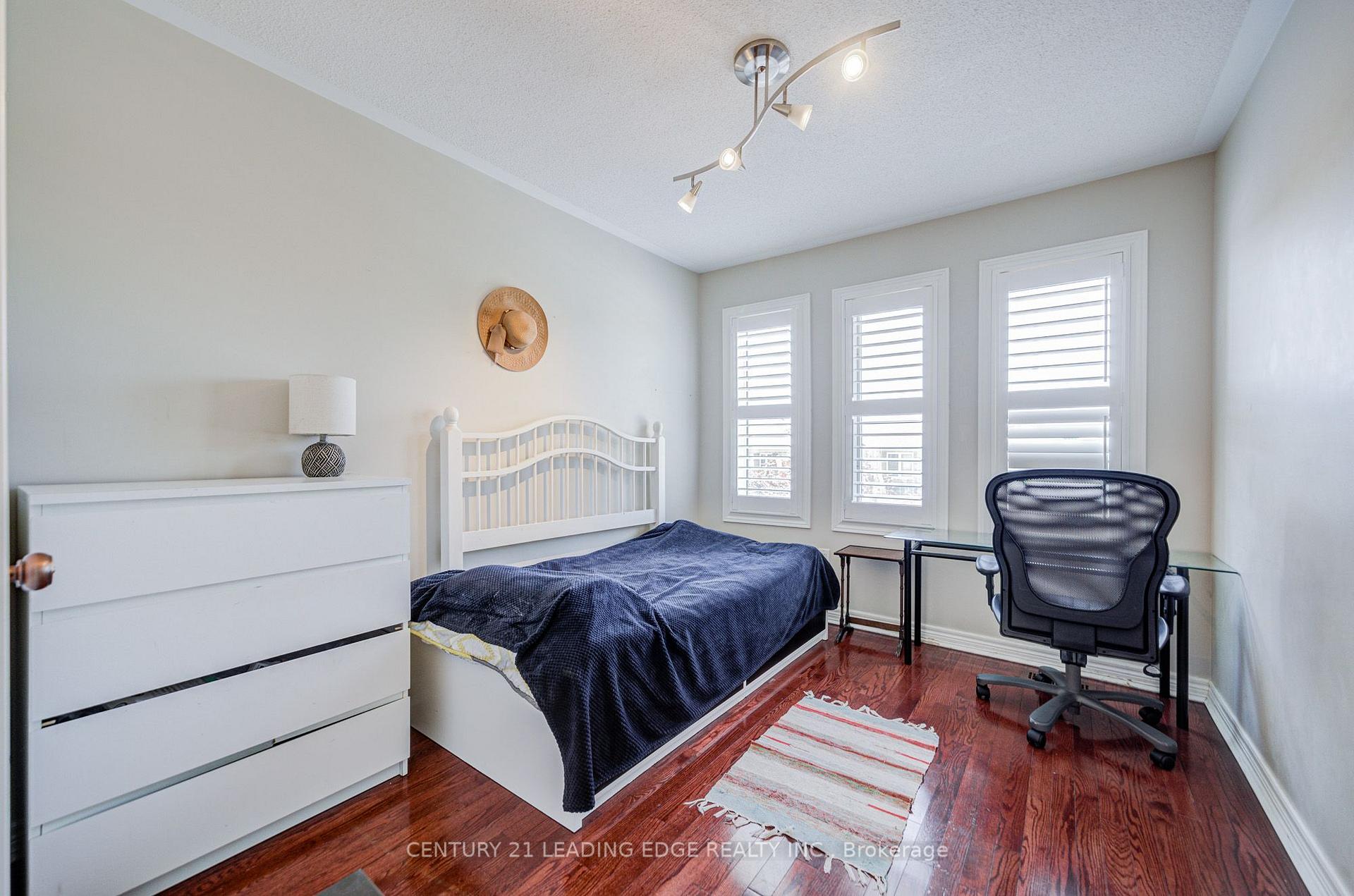 Photo 23 of 21 Treasure Hill Road, Vaughan, Maple — HOMEH