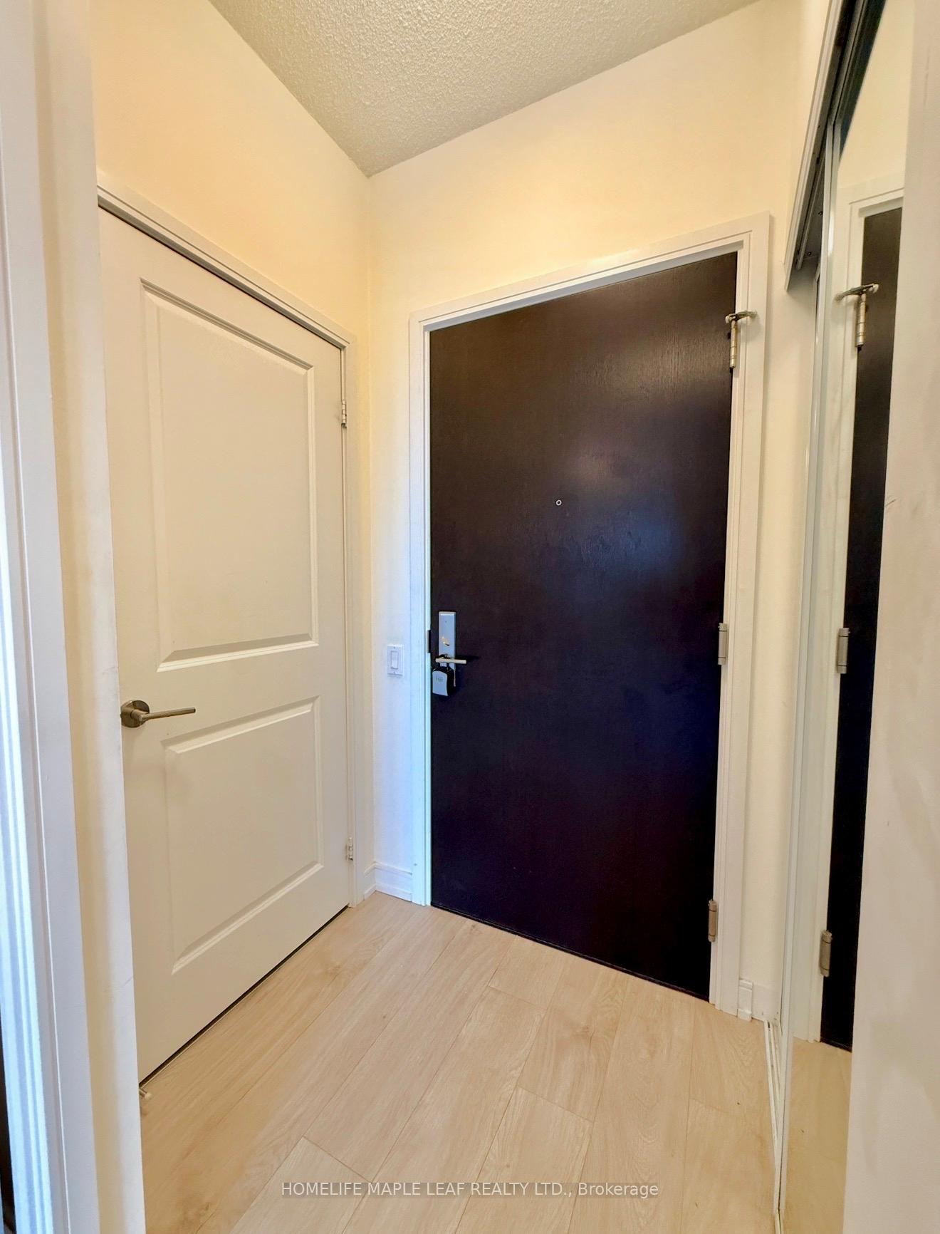 Photo 7 of Unit 1019, 8 Nahani Way, Mississauga, Hurontario — HOMEH