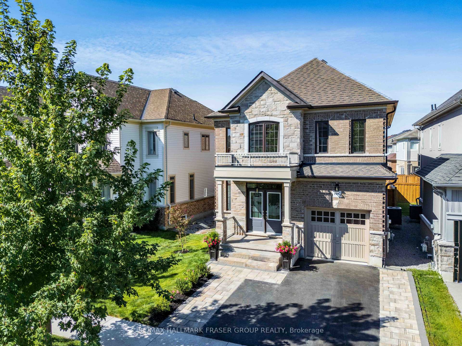 Photo 39 of 19 Combie Street, Clarington, Bowmanville — HOMEH