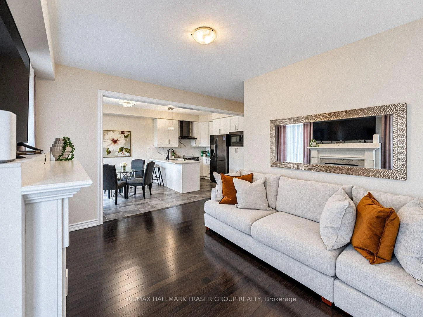Photo 13 of 19 Combie Street, Clarington, Bowmanville — HOMEH
