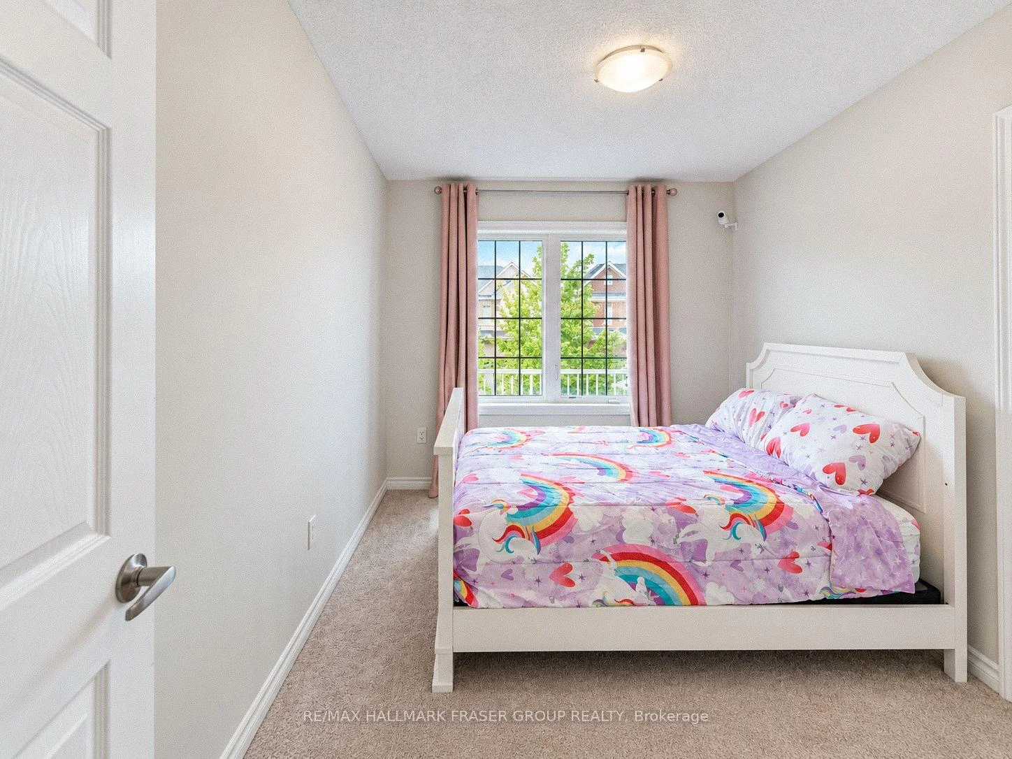 Photo 32 of 19 Combie Street, Clarington, Bowmanville — HOMEH