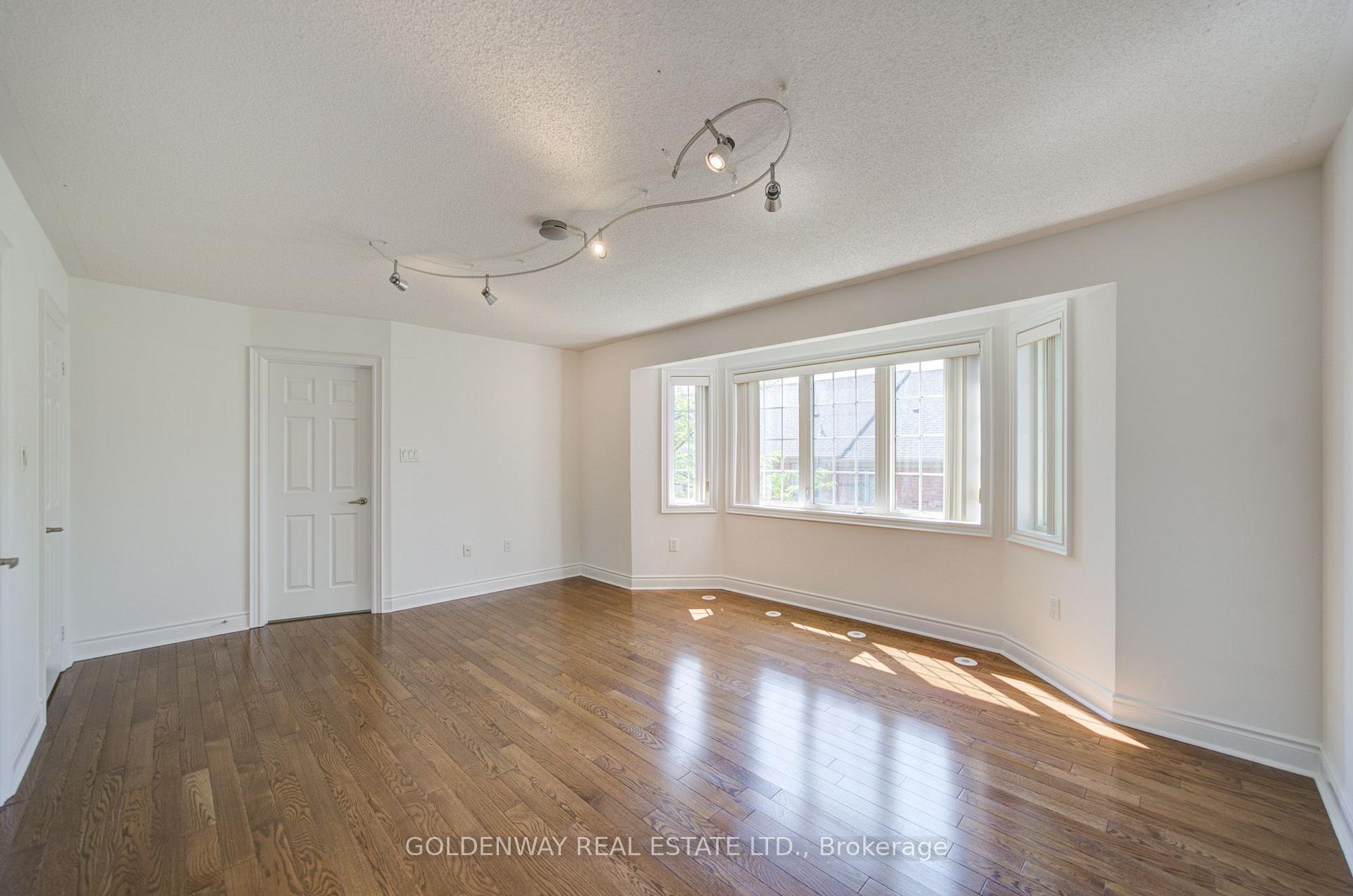 Photo 36 of Unit TH0034, 155 Legends Way, Markham, Unionville — HOMEH