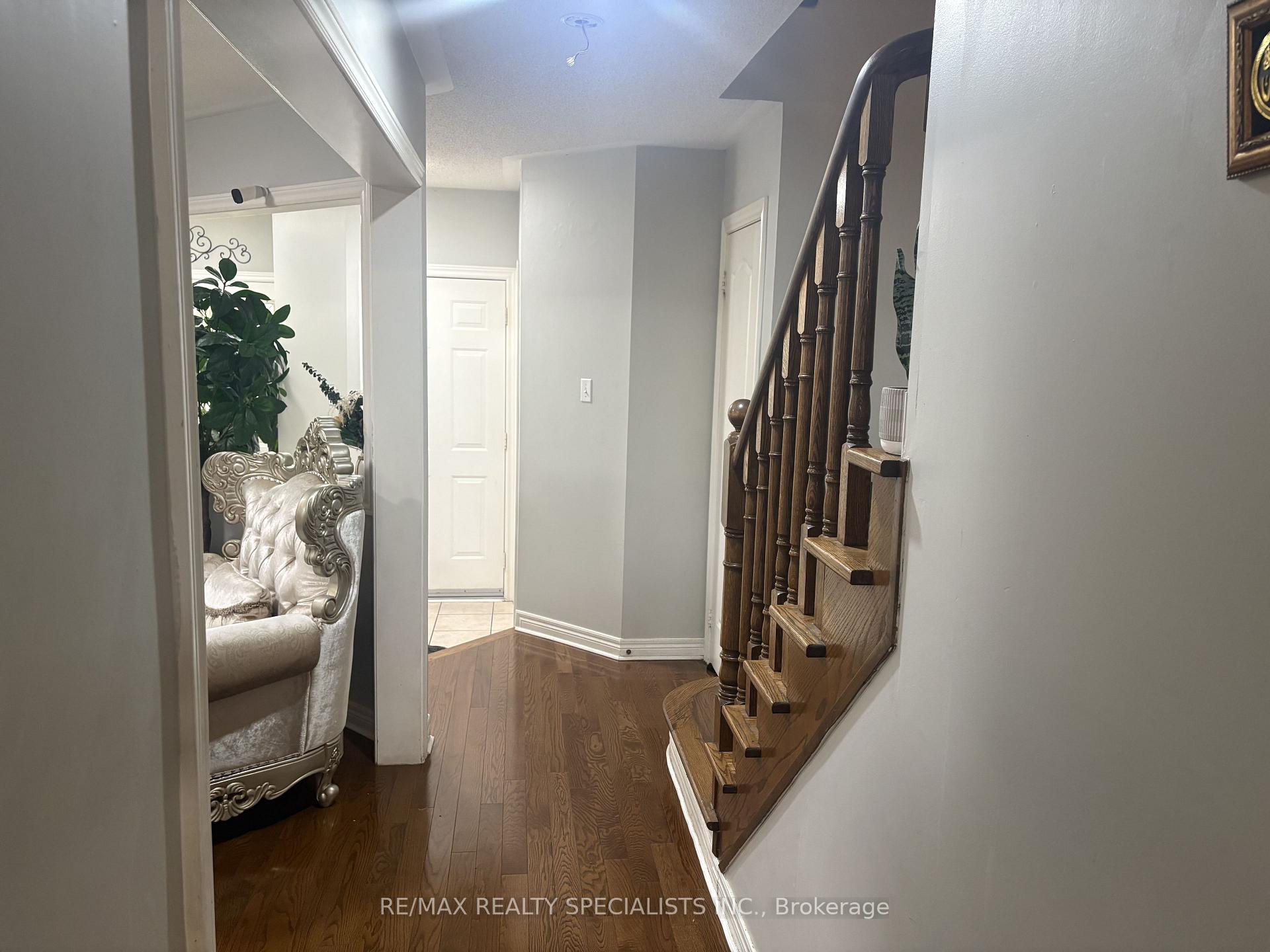 Photo 11 of 3137 Bentley Drive, Mississauga, Churchill Meadows — HOMEH