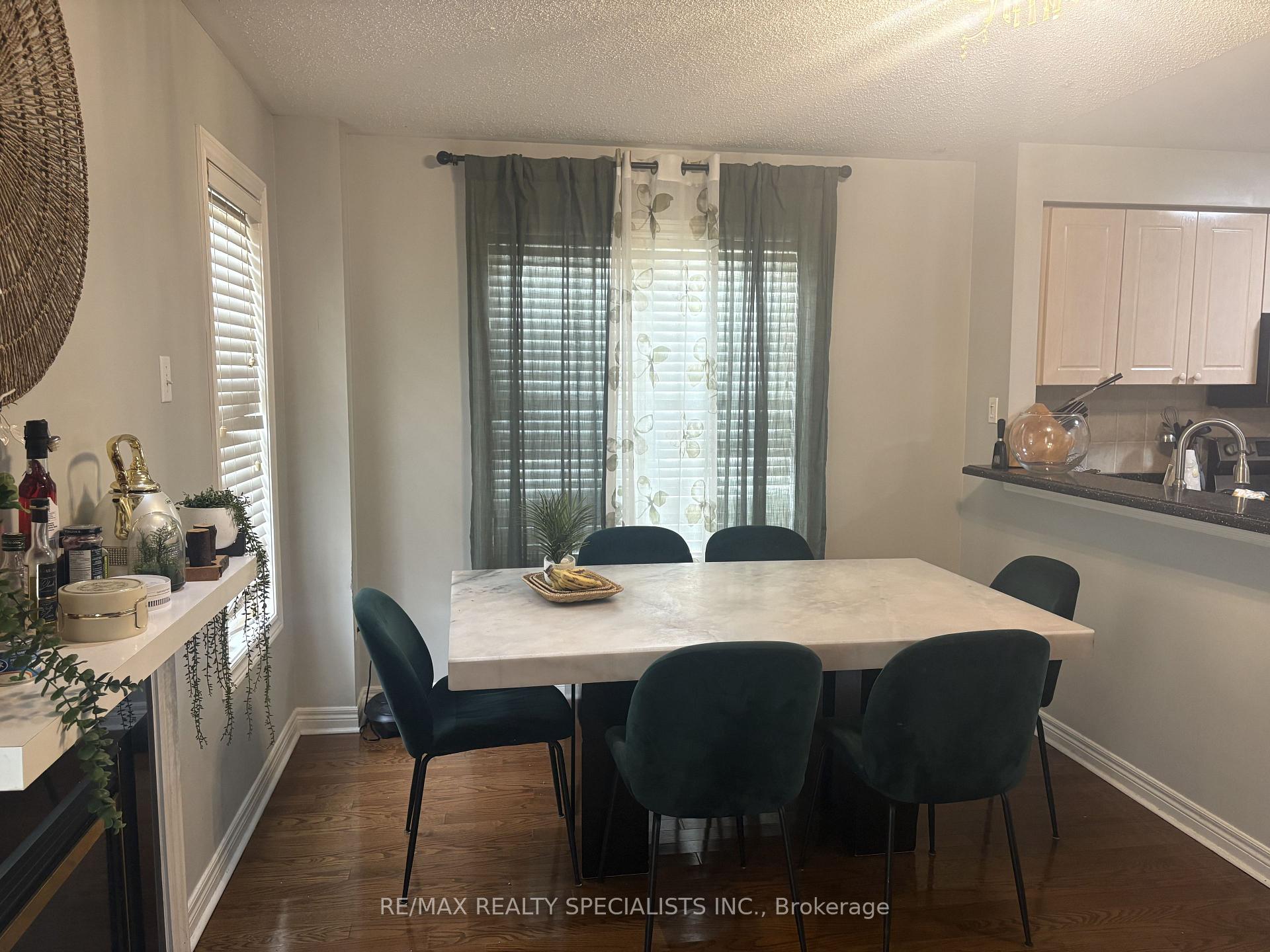 Photo 16 of 3137 Bentley Drive, Mississauga, Churchill Meadows — HOMEH