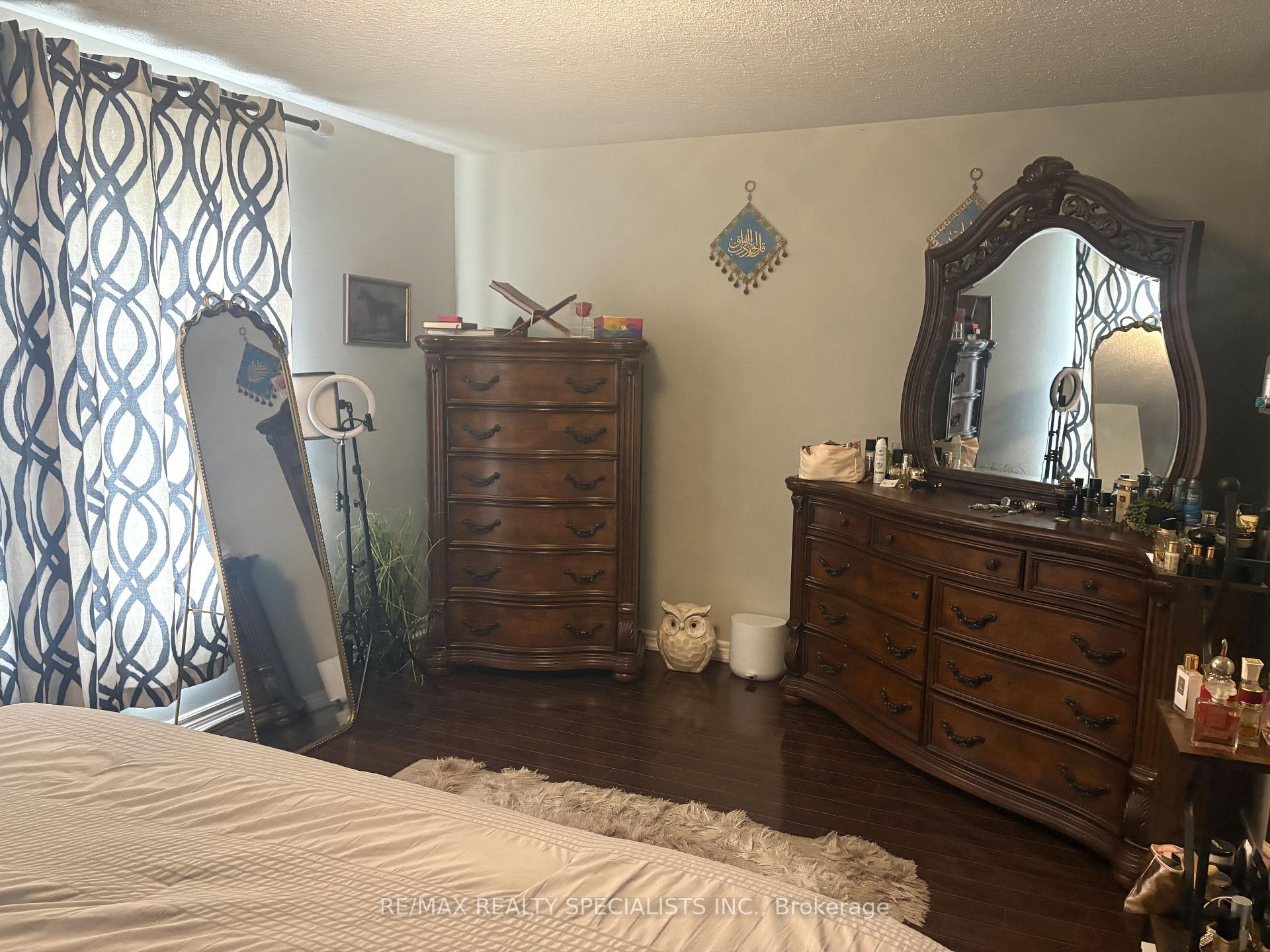 Photo 32 of 3137 Bentley Drive, Mississauga, Churchill Meadows — HOMEH