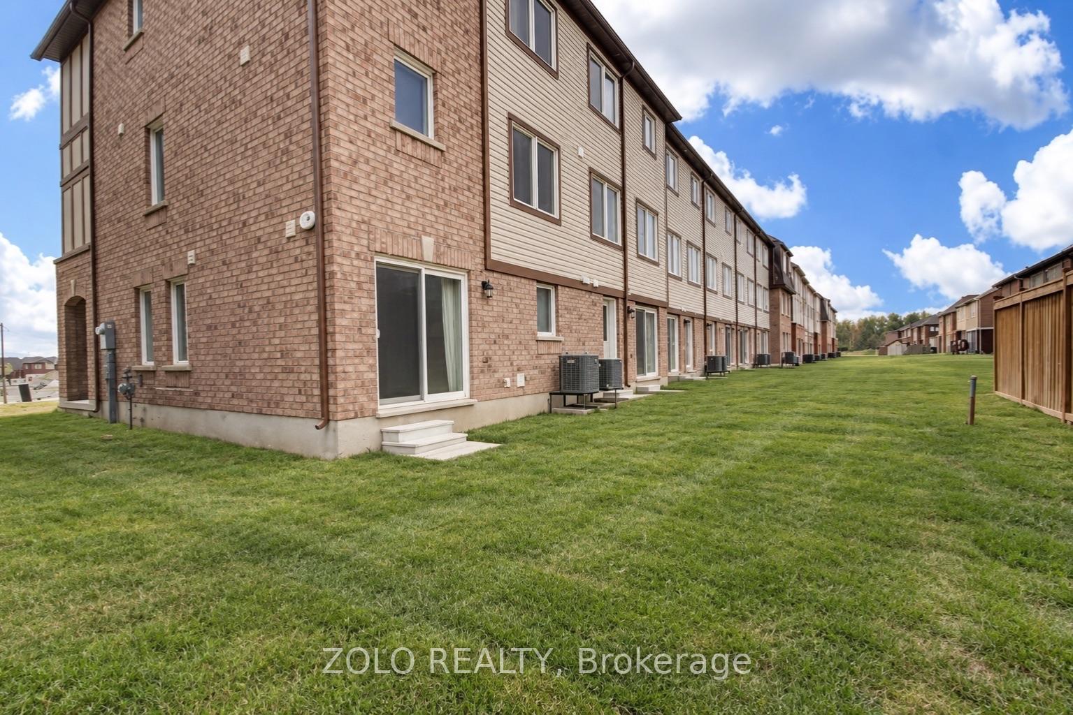 Photo 16 of 34 Stewardship Road, Brampton, Northwest Brampton — HOMEH