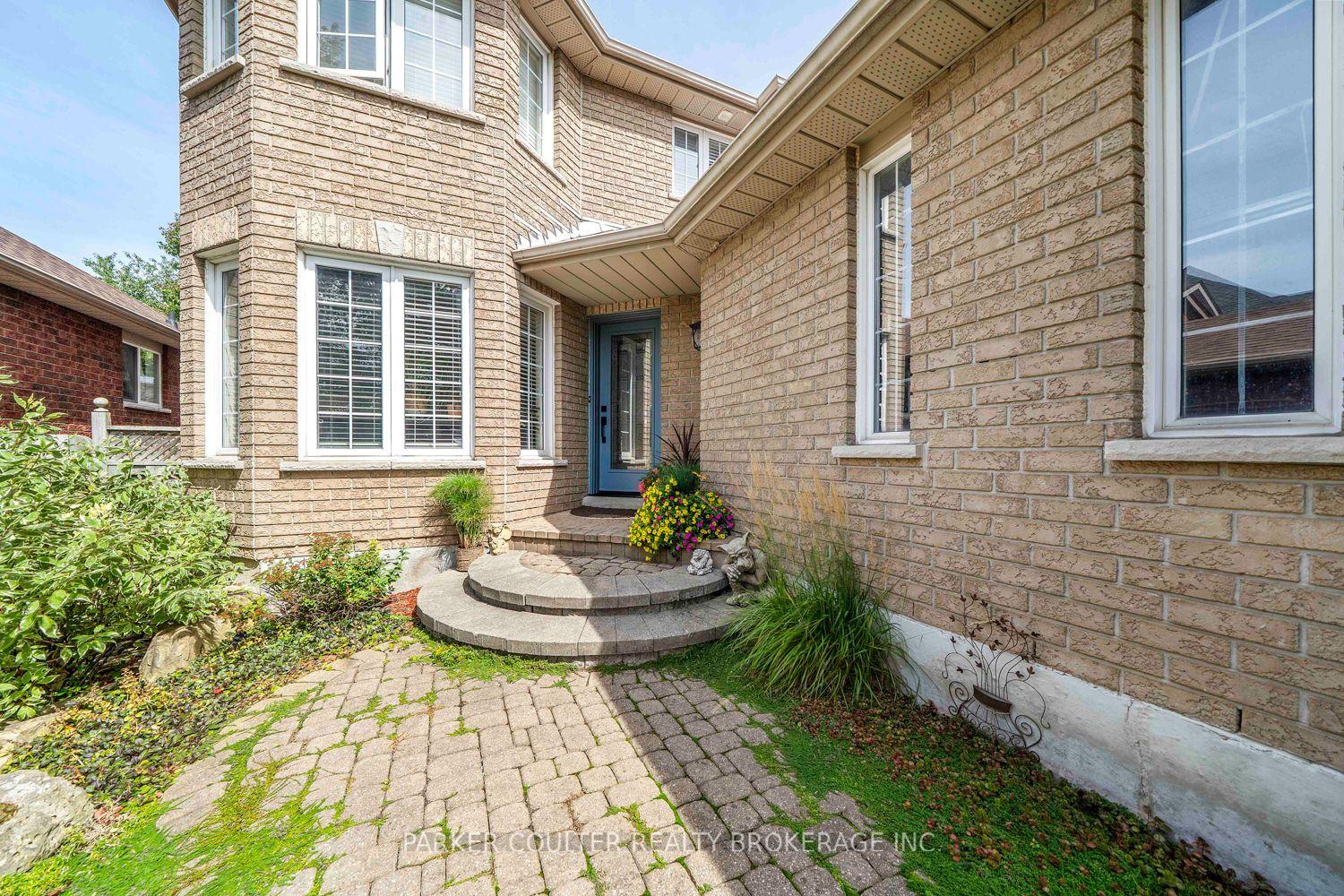 Photo 5 of 22 Taylor Drive, Barrie, Bayshore — HOMEH