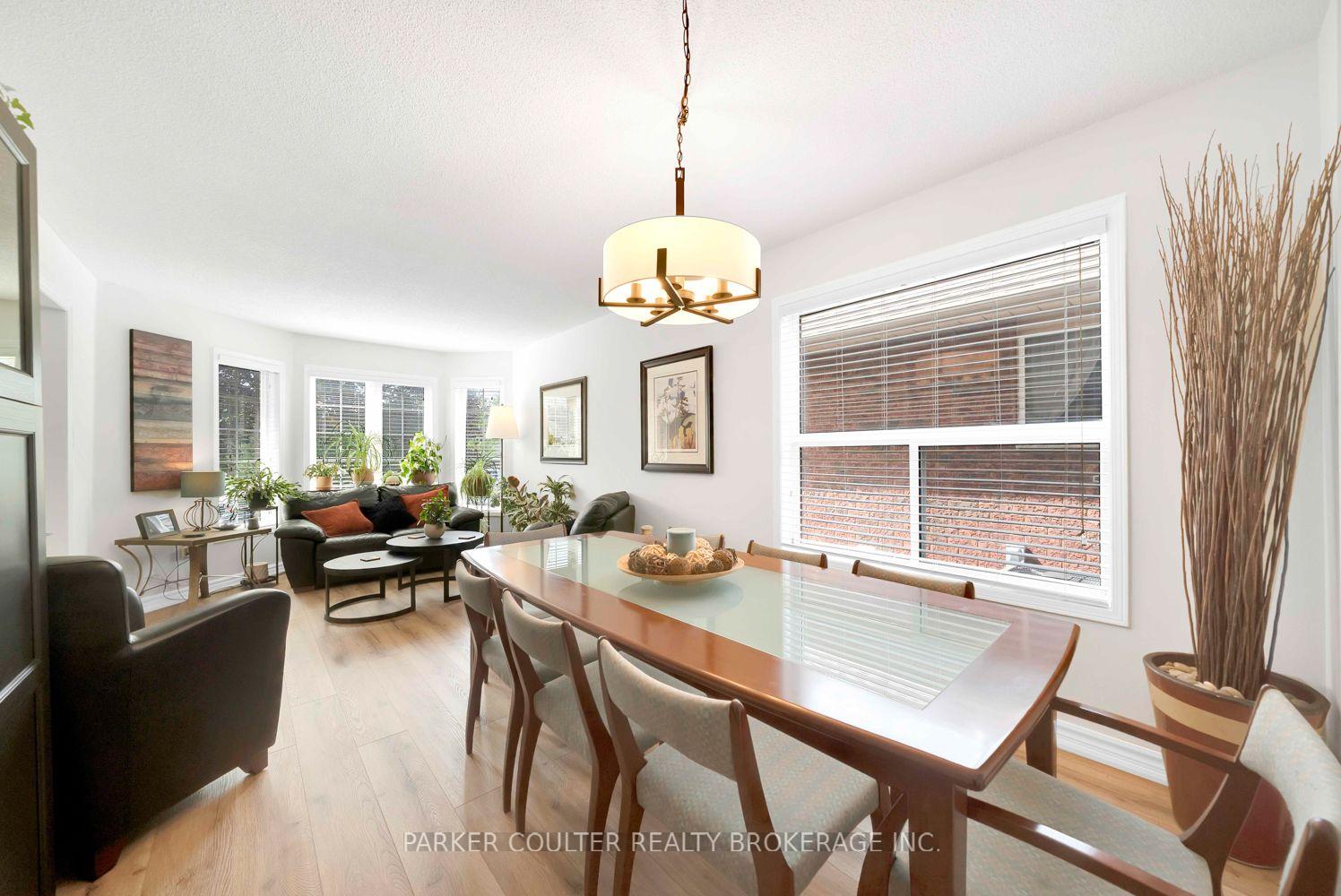 Photo 12 of 22 Taylor Drive, Barrie, Bayshore — HOMEH