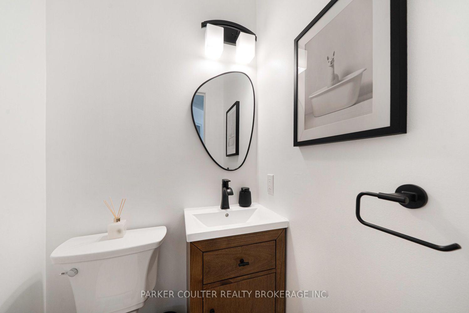 Photo 24 of 22 Taylor Drive, Barrie, Bayshore — HOMEH